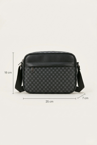Sacoche bandoulière homme motif monogramme