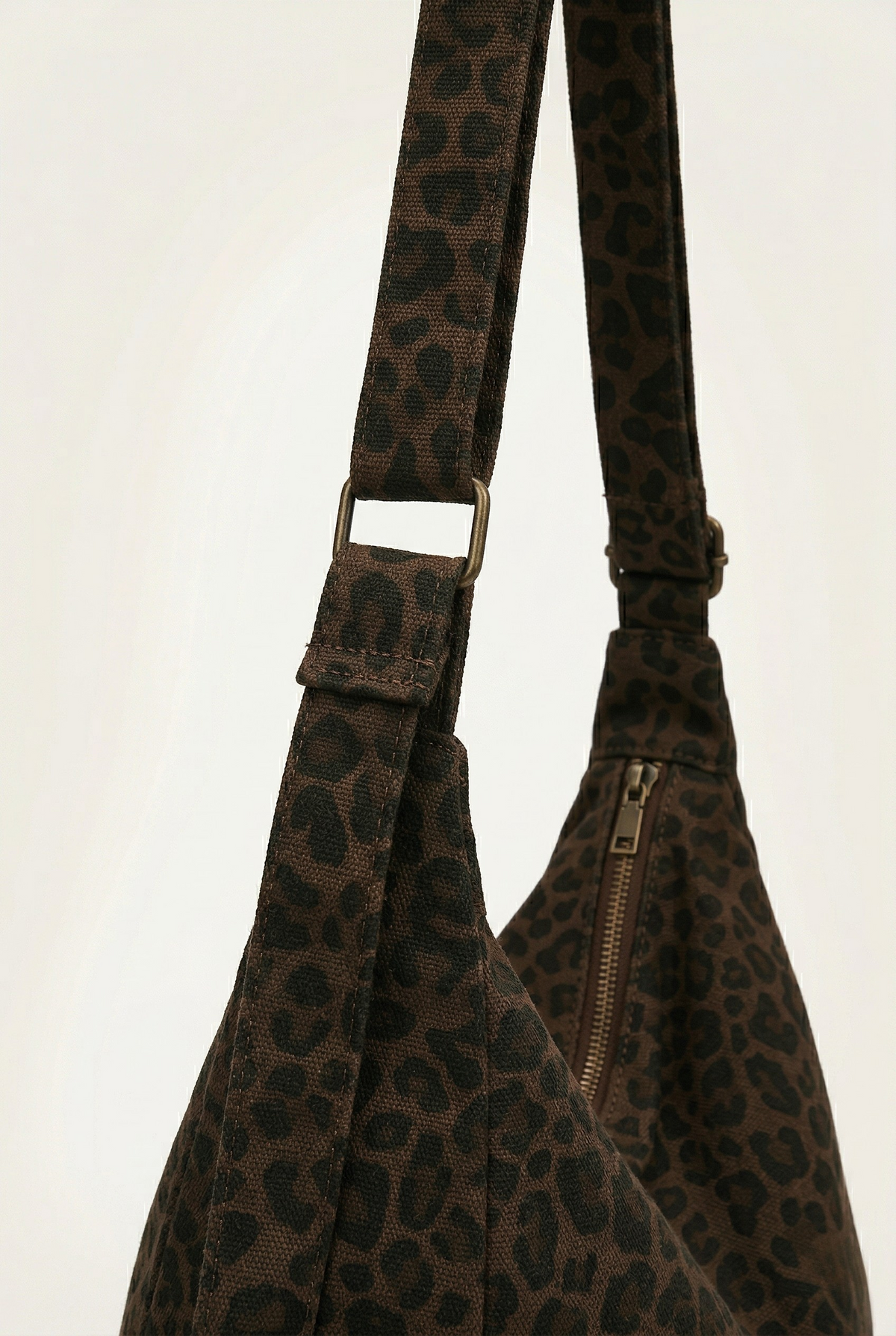 Sac épaule motif léopard