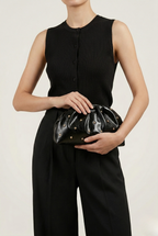 Pochette cloutée